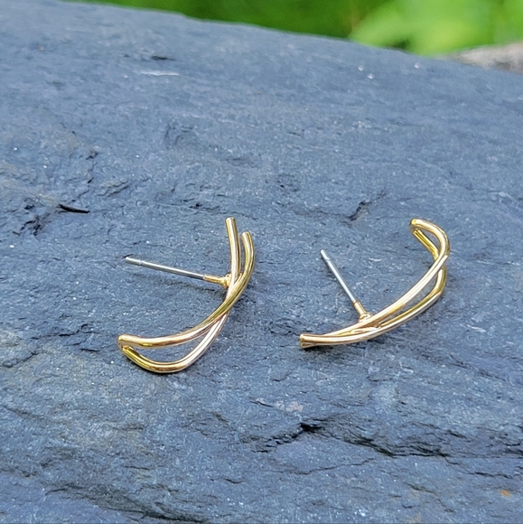 Criss-Cross Gold Minimalist Huggies, stud earrings - Picture 3 of 5
